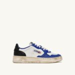 Autry άνδρες σούπερ vintage χαμηλά sneakers σε δερμάτινο λευκό μπλε και μαύρο 04FXF28