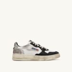 Autry άνδρες super vintage χαμηλά sneakers σε δερμάτινο λευκό μαύρο και ασημί 04FXF29