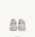 Autry γυναίκες ανοιχτά mid sneakers σε δέρμα και σουέντ λευκό 04FXF265 - Image 3